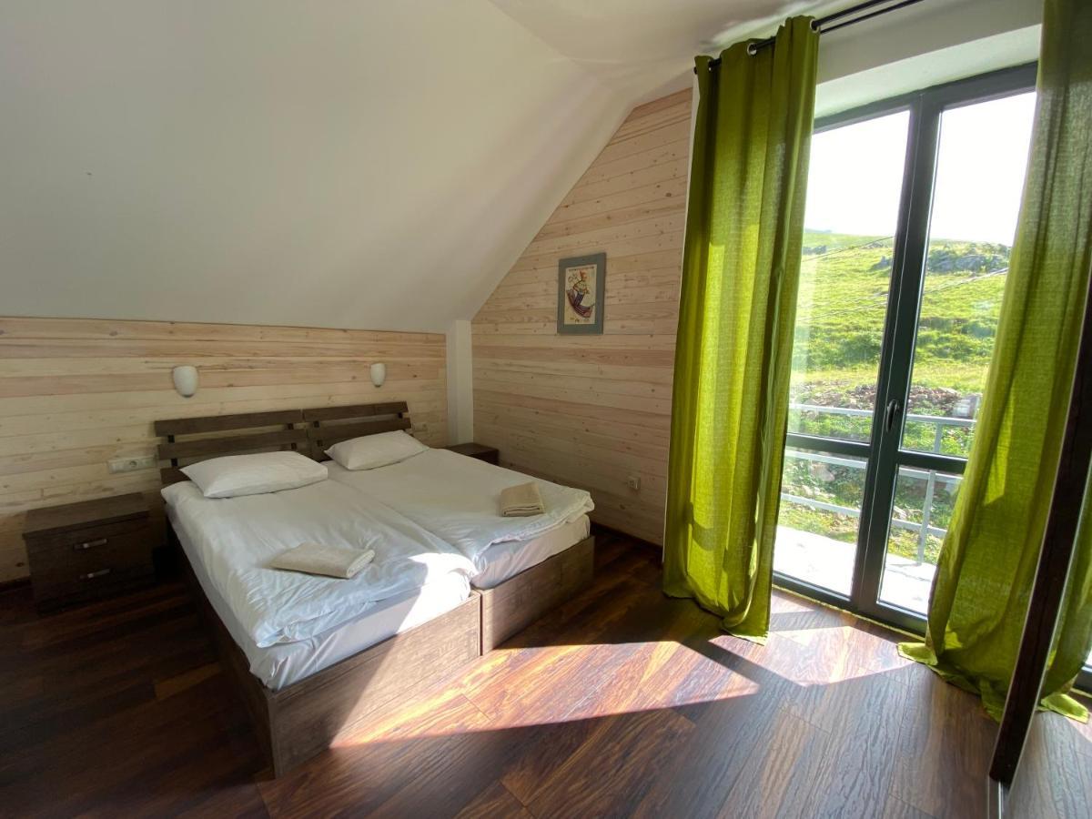 Mountain Cricket Chalets And Apartments 古多里 外观 照片