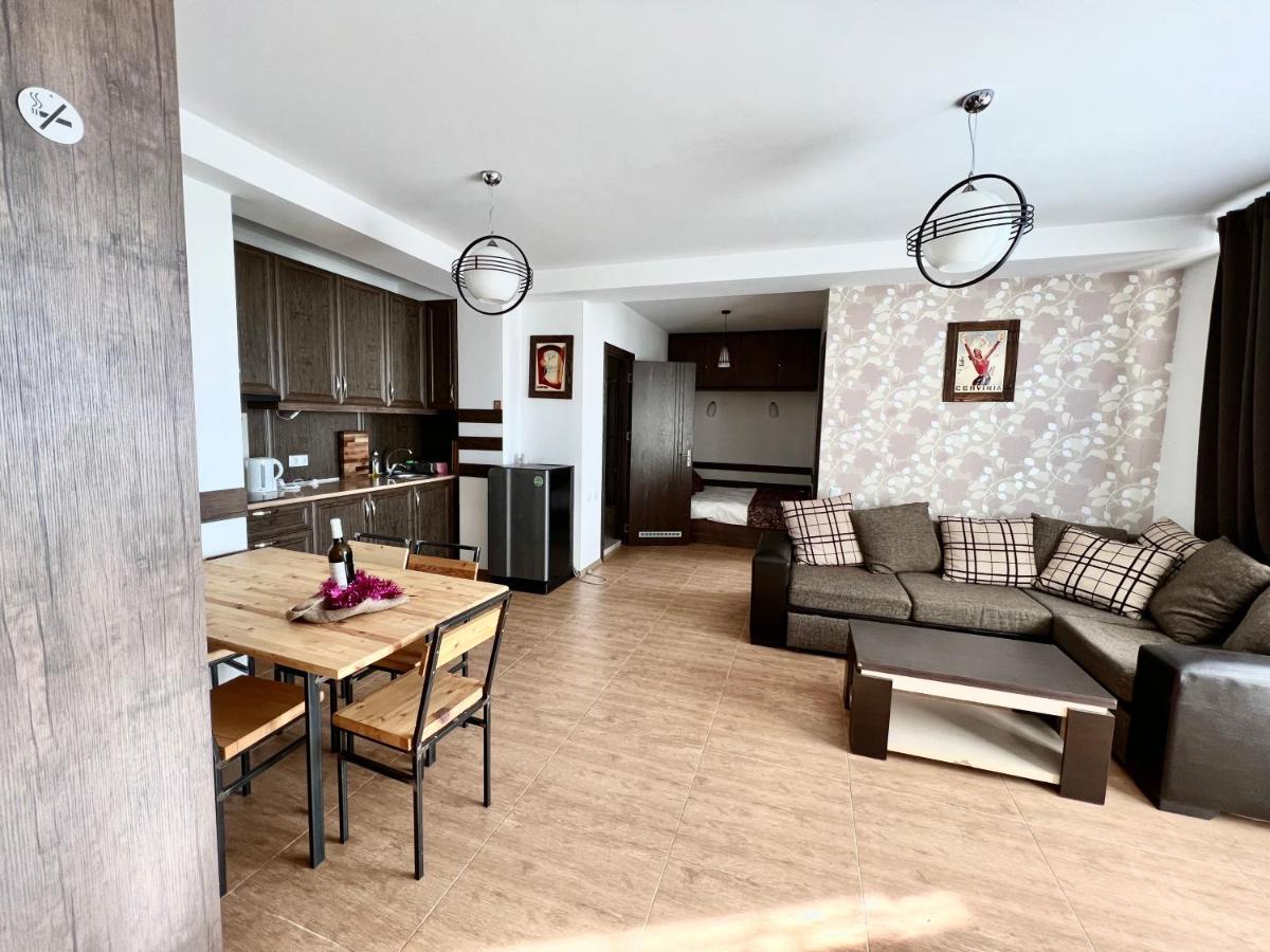Mountain Cricket Chalets And Apartments 古多里 外观 照片