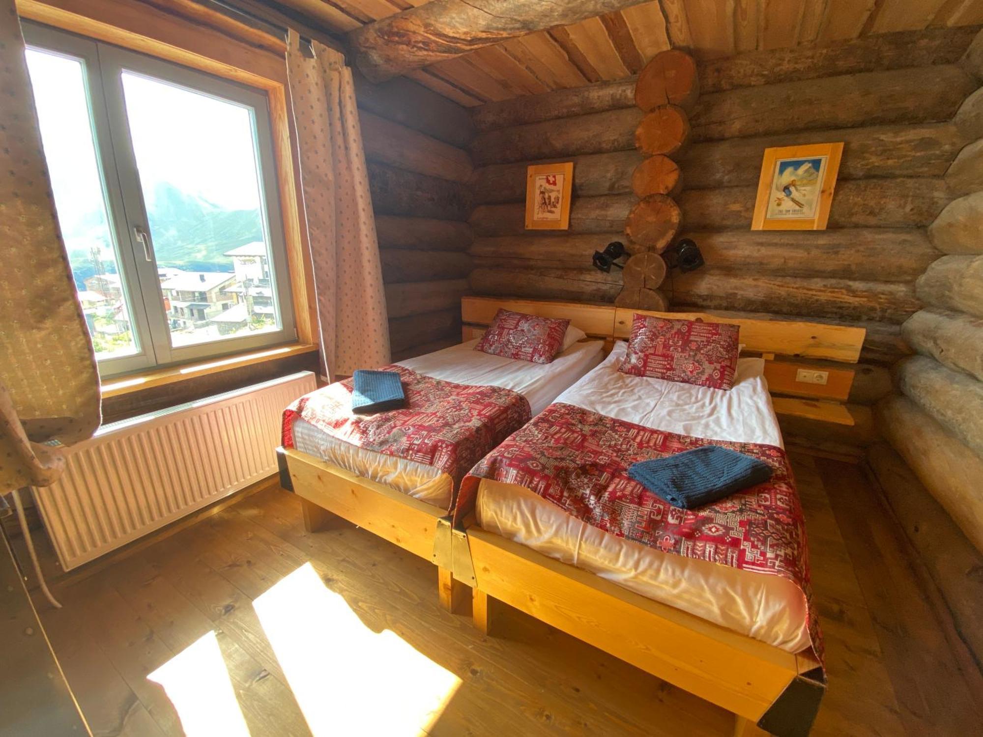 Mountain Cricket Chalets And Apartments 古多里 外观 照片