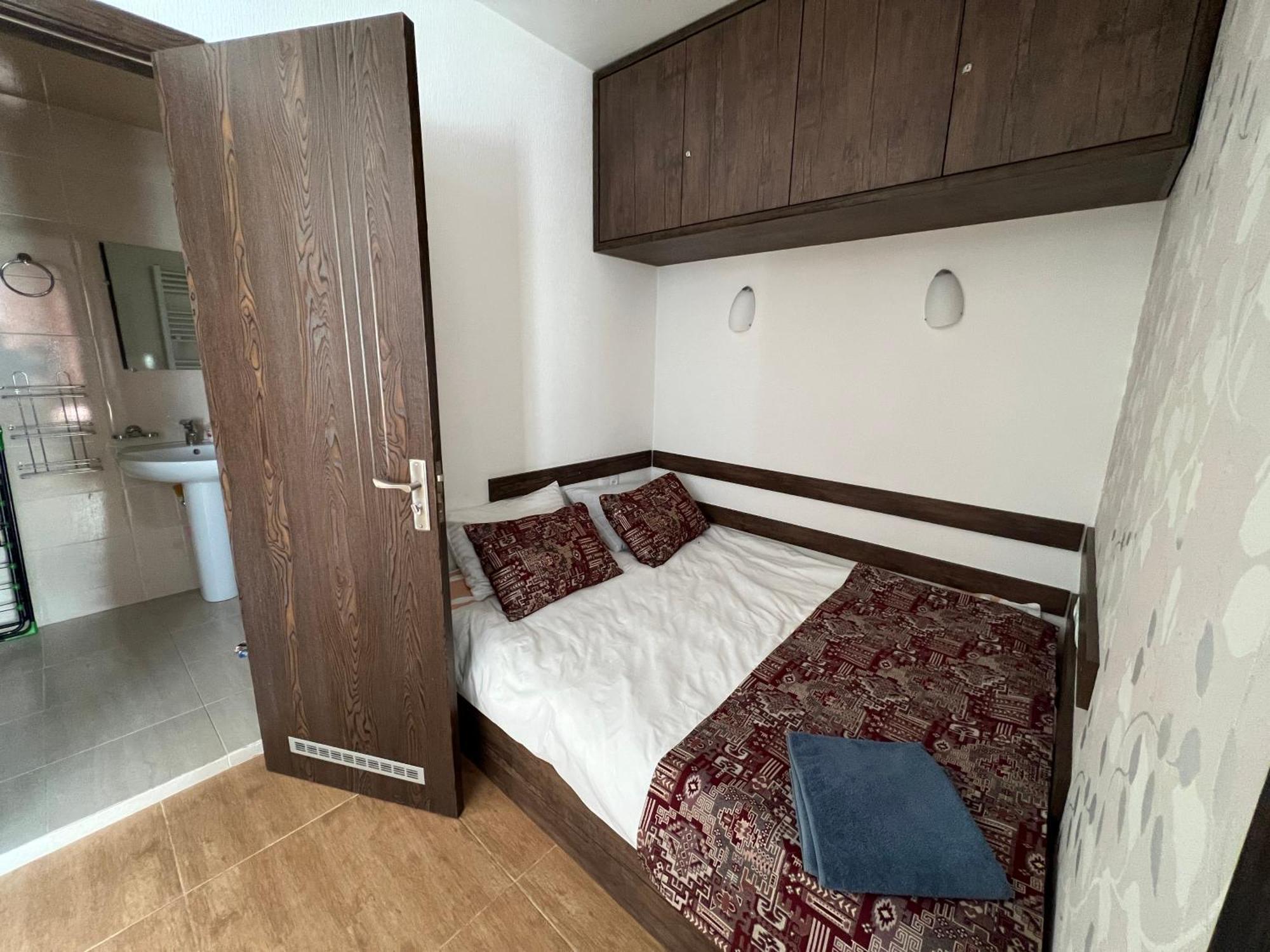 Mountain Cricket Chalets And Apartments 古多里 客房 照片