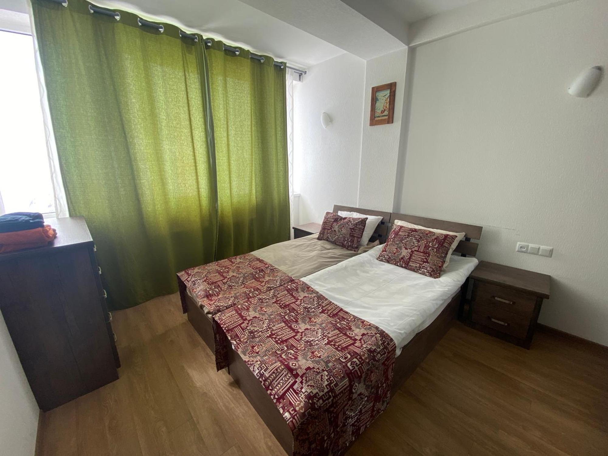 Mountain Cricket Chalets And Apartments 古多里 客房 照片