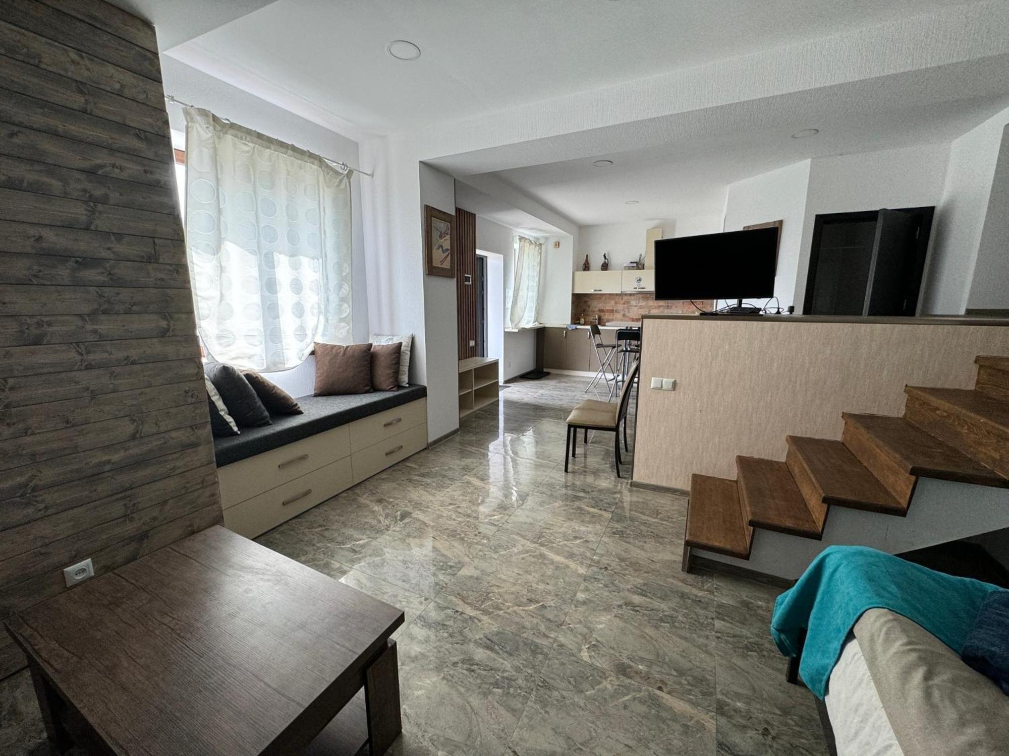 Mountain Cricket Chalets And Apartments 古多里 客房 照片