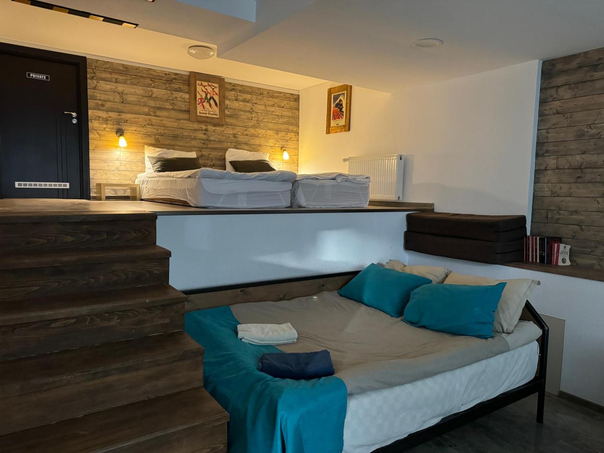 Mountain Cricket Chalets And Apartments 古多里 客房 照片