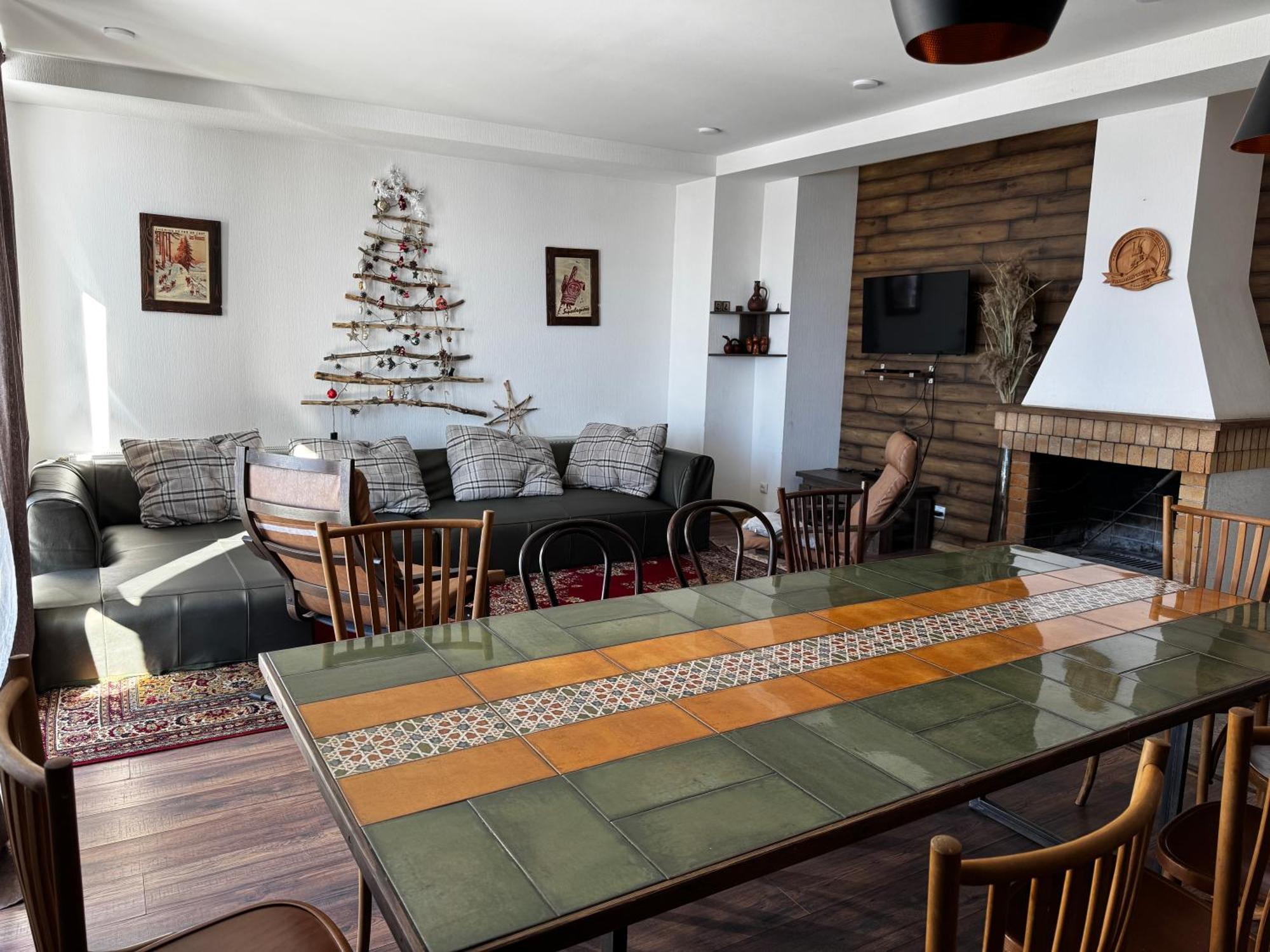 Mountain Cricket Chalets And Apartments 古多里 客房 照片